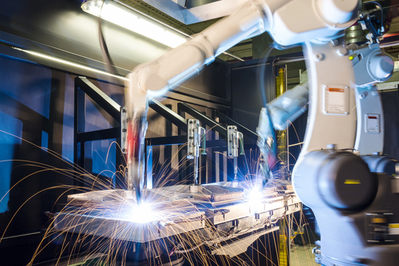 1080nm Robotic Welding Equipment , Automatic Machining Laser Weld Machine
