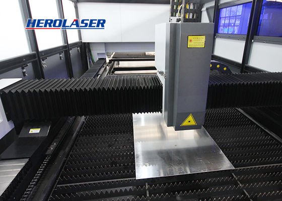 Enclosed 12kw CNC Fiber Laser Cutting Machine For Sheet Metal Fencing Panel